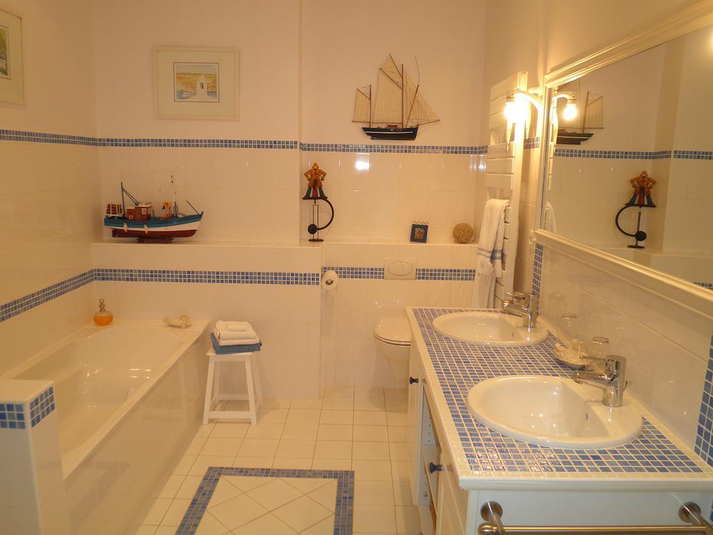 Chateau De La Marronniere Aizenay Habitación foto